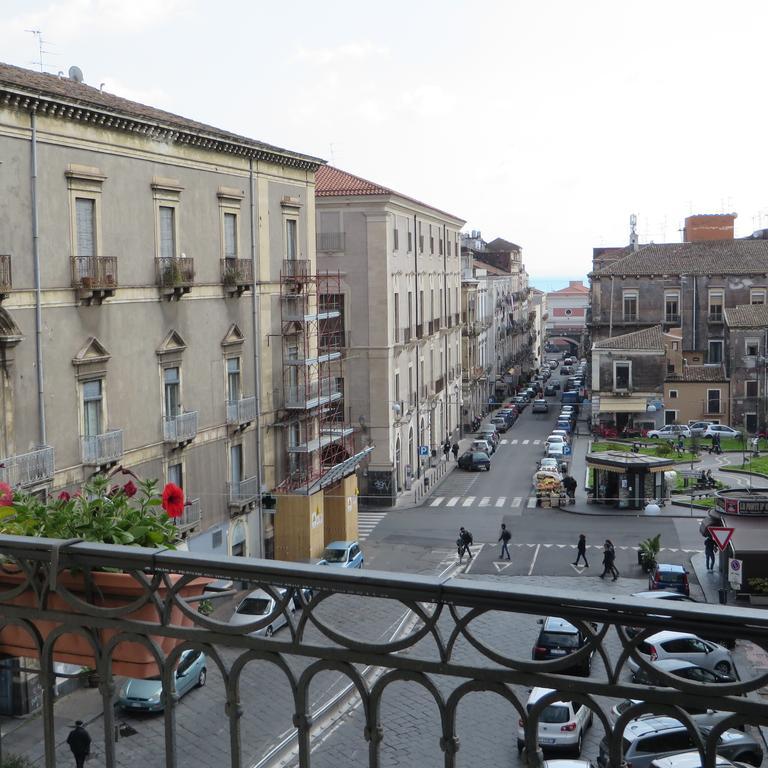 B&B Al Teatro Massimo Catania Room photo