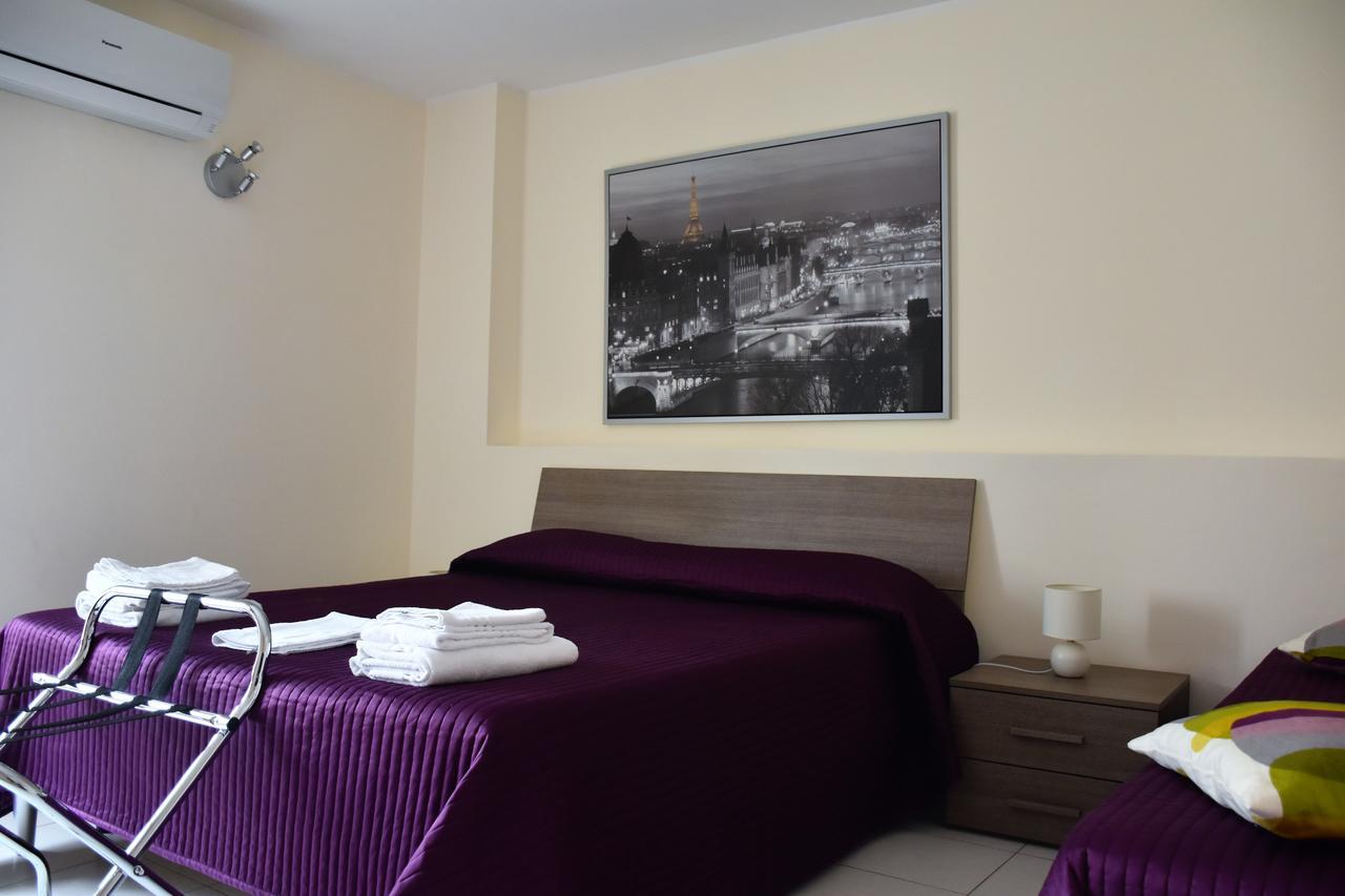 B&B Al Teatro Massimo Catania Exterior photo