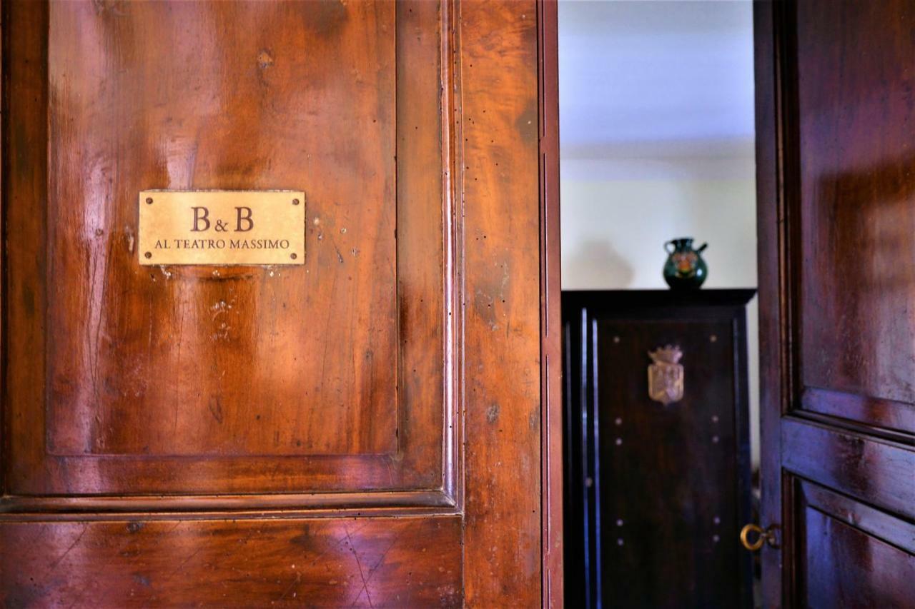 B&B Al Teatro Massimo Catania Exterior photo